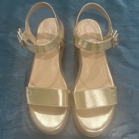 Gold Platform Sandals with Chunky Heel - Picture 2 of 4